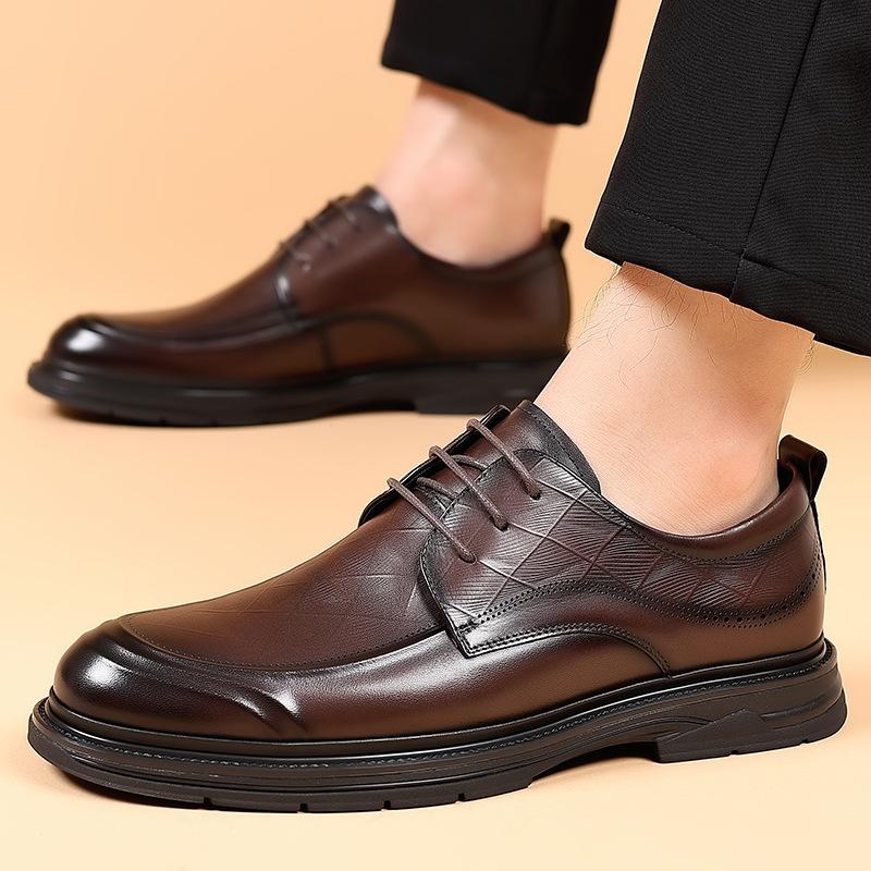 Leather Shoes Men's 2025 Autumn New Lace-up Formal Men's Shoes British Style Groom Wedding Shoes 2025