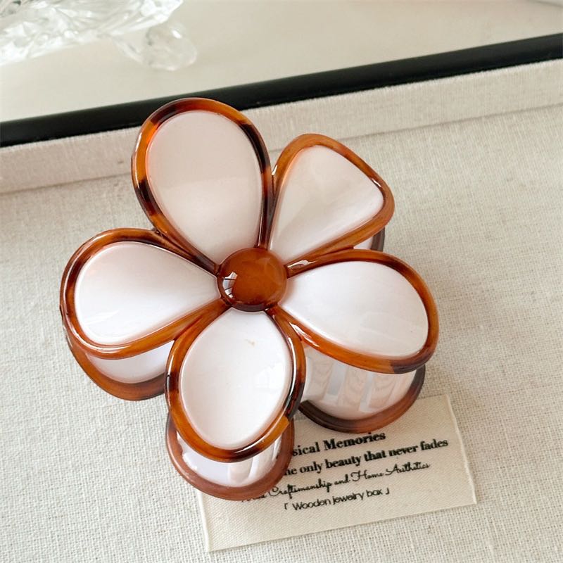 3 Pcs Large Classic Design Hair Claw Clips Flower Acrylic Fashion Headwear Barrette,Sweet Hair Accessories for Women Gift