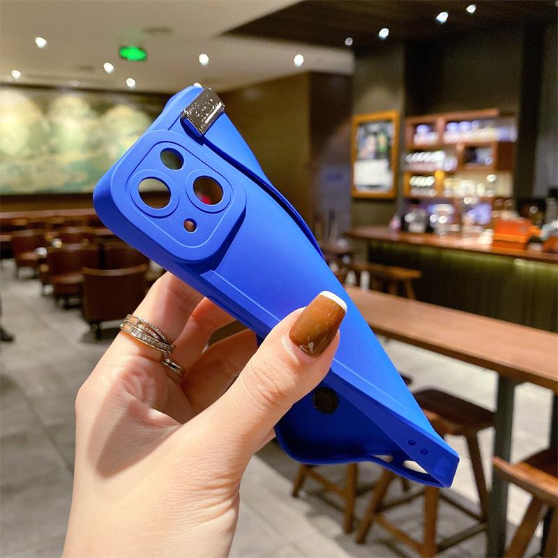 Wristband Silicone Lens Protection Phone Case For Iphone 13 11 12 Pro Max Xs Max X Xr 7 8 Plus Soft Shockproof Bumper Back Cover