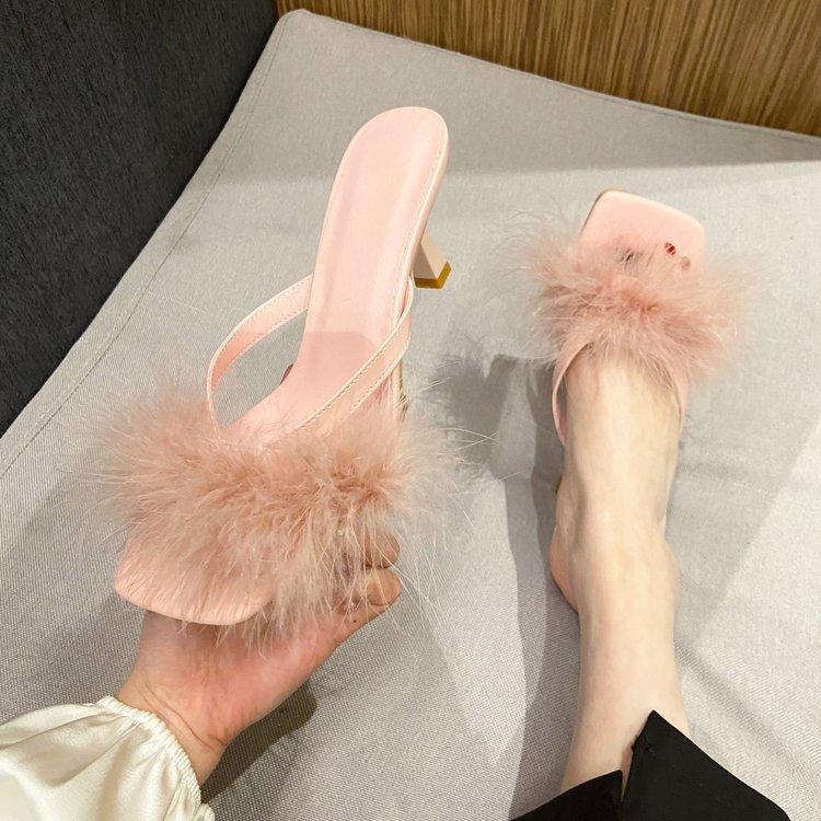 

Женские летние сандалии-шлепанцы на высоком каблуке с мехом, на шпильке, с ремешком между пальцев, зарубежные сандалии, универсальные, чистый соблазн 40 розовый