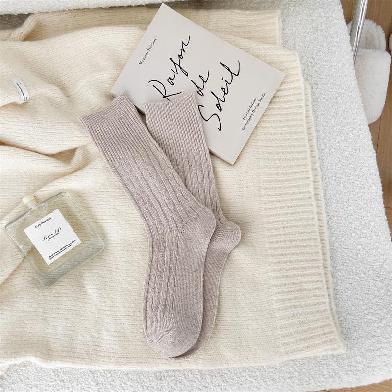 "Lazy Atmosphere" Retro Korean-Style Mid-Thigh Stockings, Wool Warmth, Thickened Stacked Socks, Mid-Tube