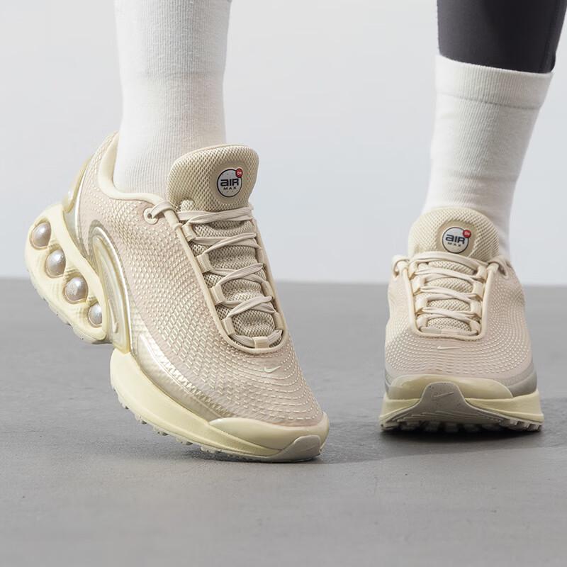 Nike Women s Air Max DN Casual Shoes US 8