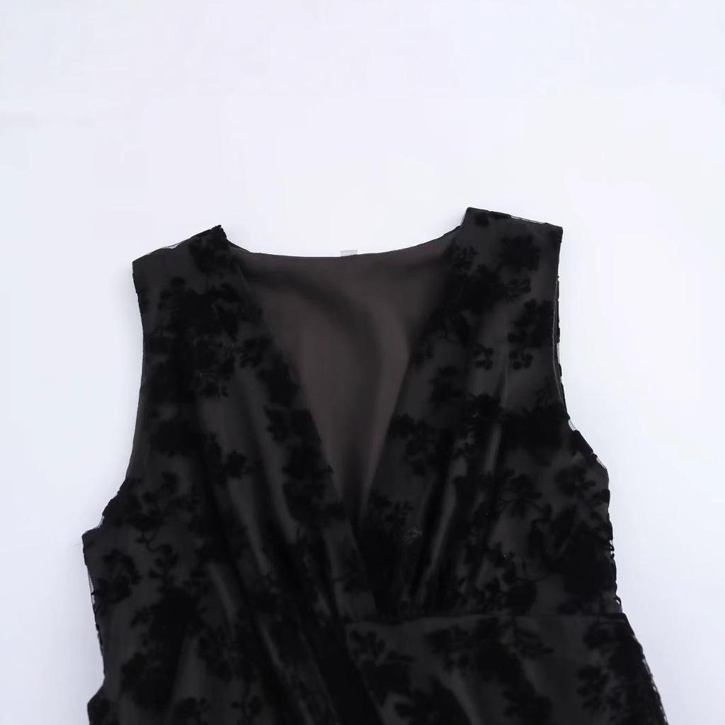 2025 Spring Women's European & American Style Sleeveless V-neck Slim Layered Dress