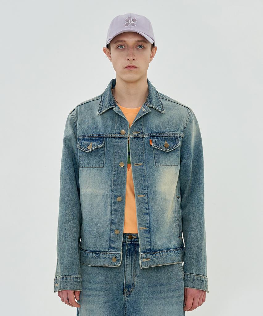 Unalloyed Flower Denim Jacket / Blue