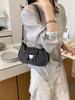 Cross-border Denim Heart One-Shoulder Bag - 2026 New Korean Rivet Trendy Cool Crossbody Bag for Travel and Commute