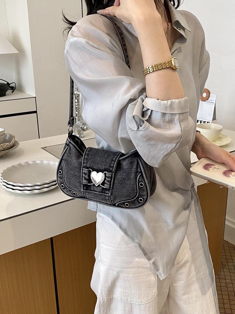 Cross-border Denim Heart One-Shoulder Bag - 2026 New Korean Rivet Trendy Cool Crossbody Bag for Travel and Commute