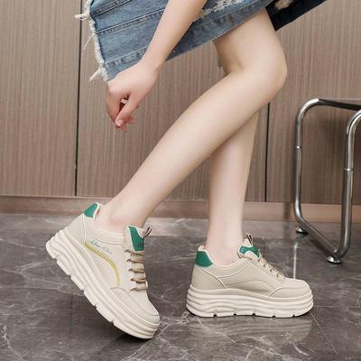 Innenhöhenerhöhung weiße Schuhe Damenschuhe Frühling und Herbst neu mit Rock cm vielseitige dicksohlige Freizeitsportschuhe