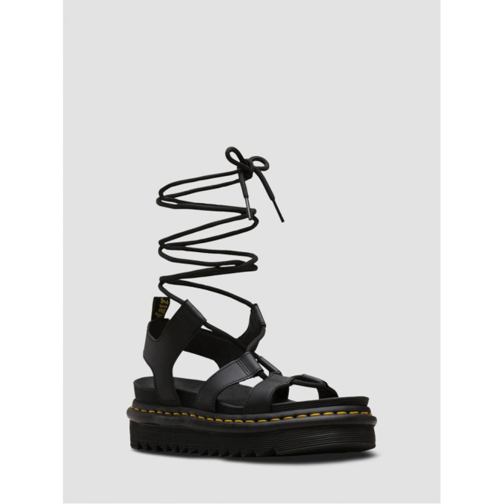 

Доктор. Мартенс Натила