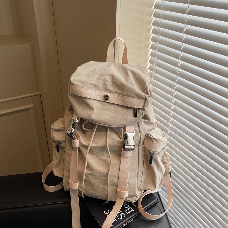 New simple trend backpack, mountaineering bag, travel student bag, large-capacity backpack.