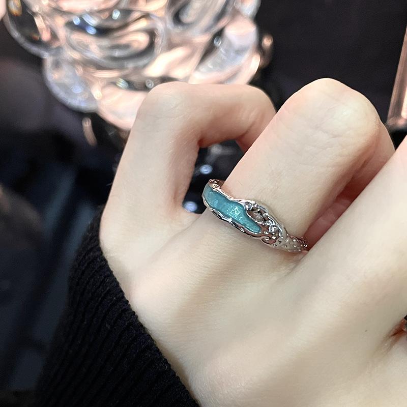 Niche Design Moonstone Cold Wind Dark Personality Gemstone Open Ring Advanced Sense Index Finger Ring Female