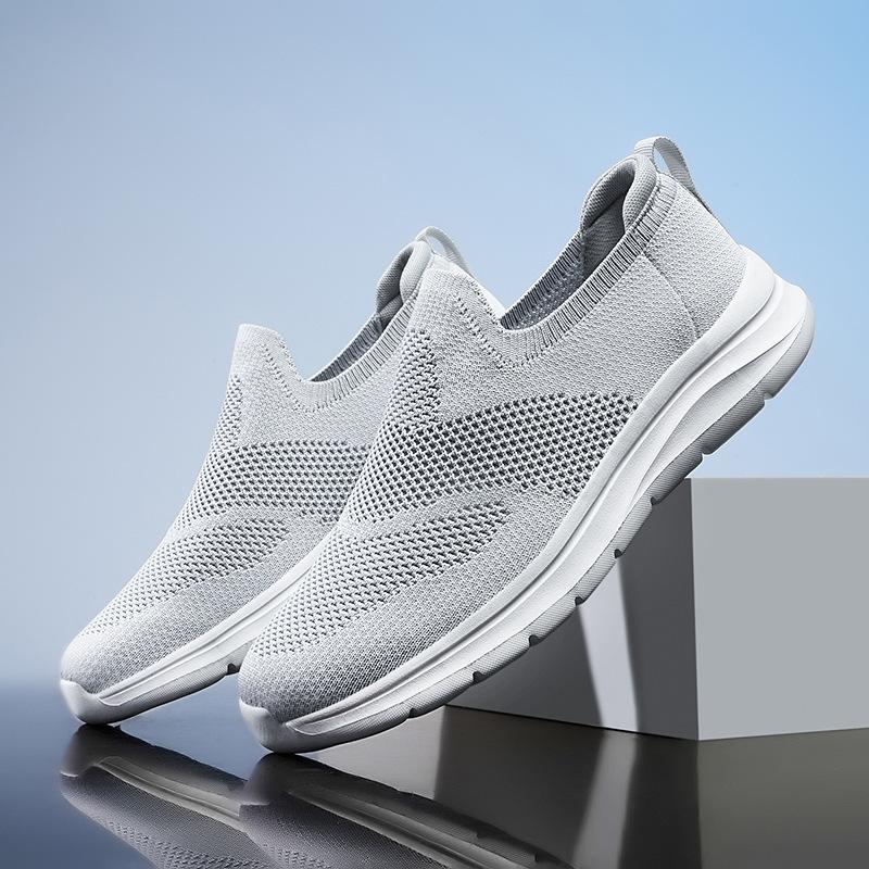 Large Size Men's Shoes Fly-woven Mesh Sports and Leisure Shoes Cover Feet Lazy Socks Shoes Couple Light Running Shoes Men