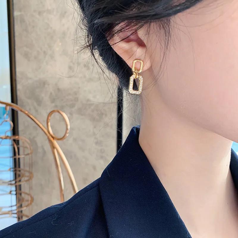 Exquisite Luxury Micro Inlaid Zircon Geometric Square Earrings for Woman 2024 Korean Fashion Zircon Party Girls Unusual Earring