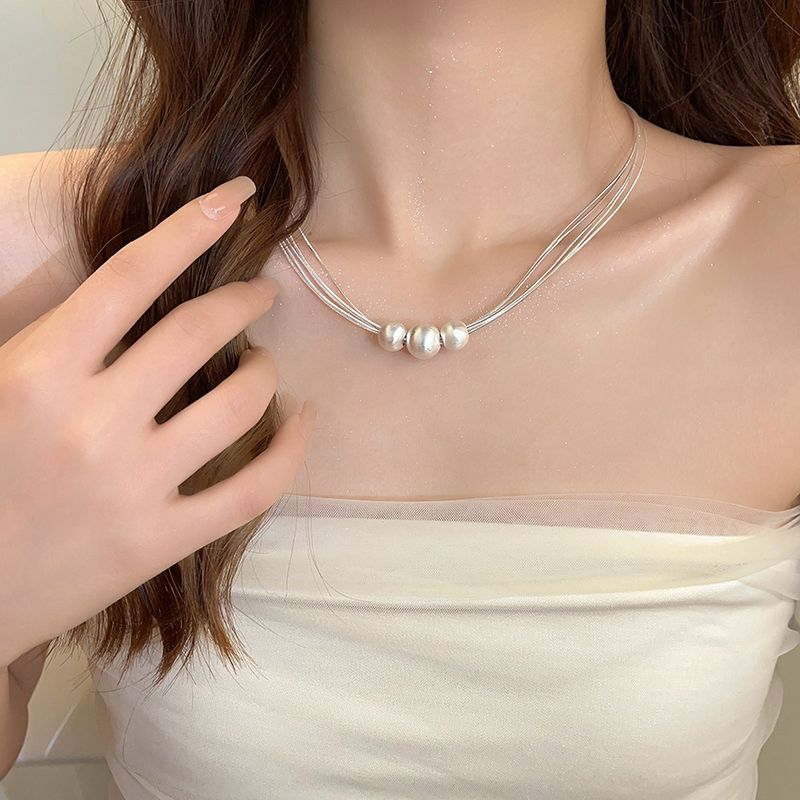 

Small Pieces of Silver Necklace Female Pendant Accessible Luxury Best Selling Pearl Multilayer pearl necklace