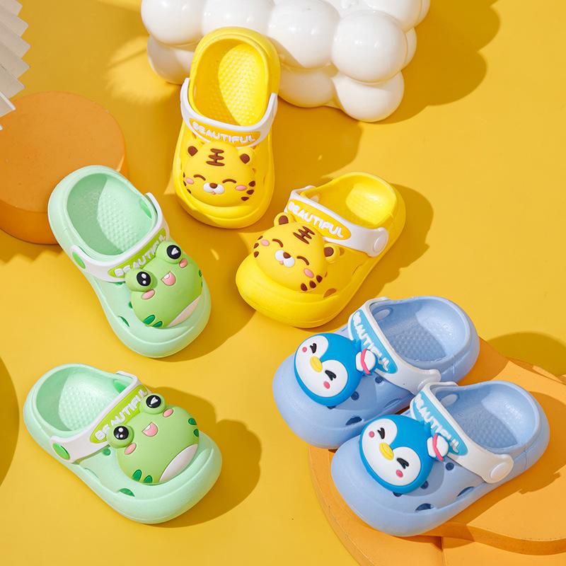 Summer Non-slip Boys' and Girls' Breathable Cartoon Clogs for Children and Toddlers