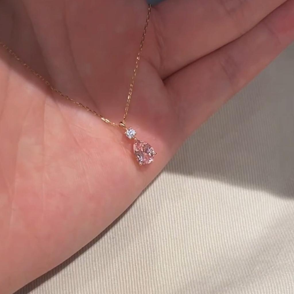 Moon Goddess Tears Ultra-glitter Pink Diamond Waterdrop Necklace for Women, Light Luxury, Delicate, Niche Collarbone Chain