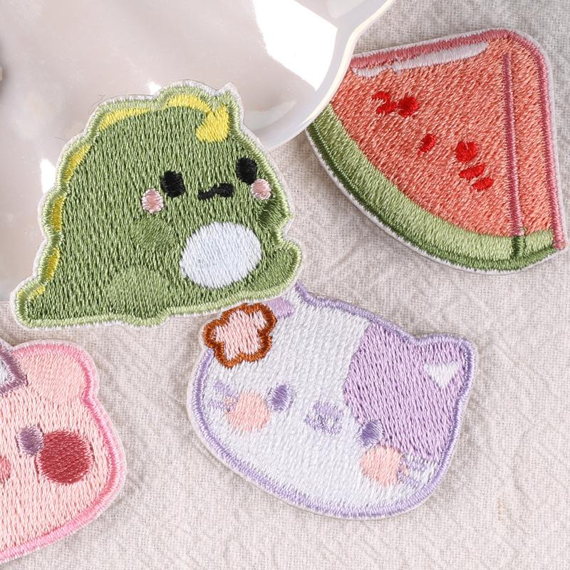 Cartoon Embroidery Label Cute Animal Avatar Badge Cloth Label Clothing Accessories Patch Decoration Self-Adhesive Embroidery Cloth Sticker