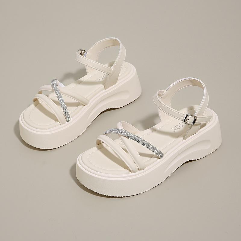 Spring and Summer 2025 New Fashion Trendy French Beautiful with Skirt Beach Women Sandals Stepping On Shit Sandals Women