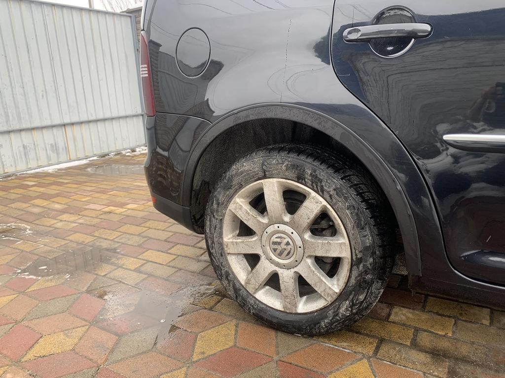 Накладки на арки (4 шт, черные) 2006-2010, Металлические для Volkswagen Touran