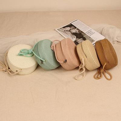 Borsa a mano piccola in paglia rotonda color caramello lavorata a maglia in rattan Borsa a tracolla da spiaggia intrecciata da donna per borsa a tracolla carina da donna