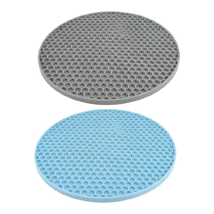 Silicone Bird Foraging Mat Toy for Cockatiels, Round Textured Hanging Treats Feeder Pads, 2Pcs Bird Cage Enrichment Accessories for Parrots
