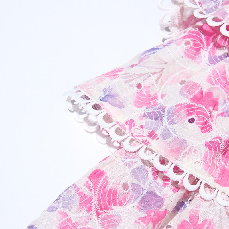 Spring 2025 Fashion: Sexy Tube Top Dress with Printed Lace and Waist-Slimming Design