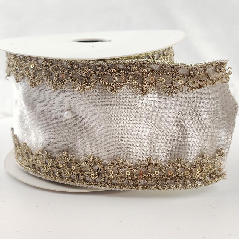 Maßgeschneidertes kabelgebundenes Weihnachts-Samtband mit exquisiter goldener Kante, metallisches Samtband zur Dekoration