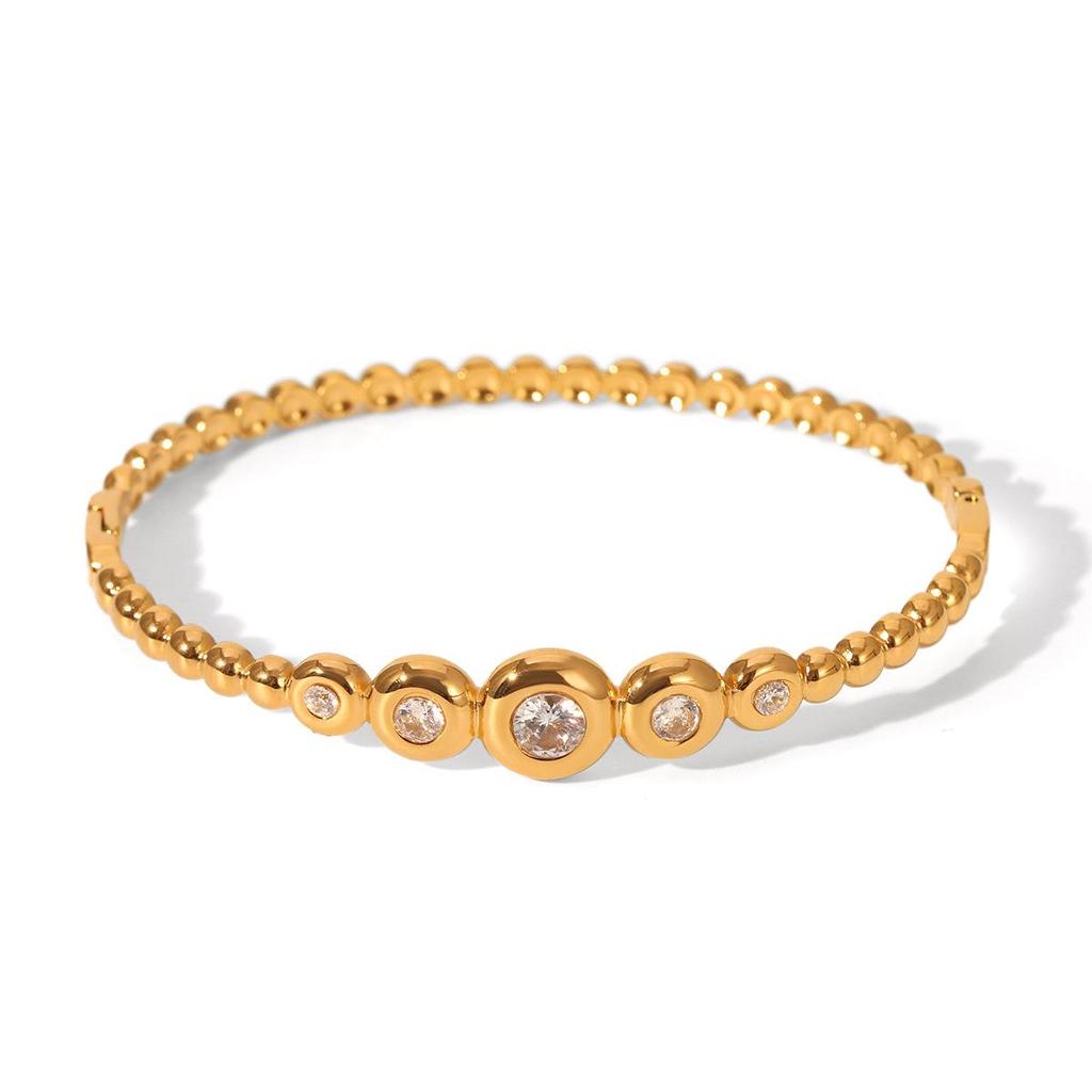 18K Gold-Plated Diamond-Studded Stainless Steel Bangle – Light Luxury Zircon Autumn/Winter Bracelet for Women