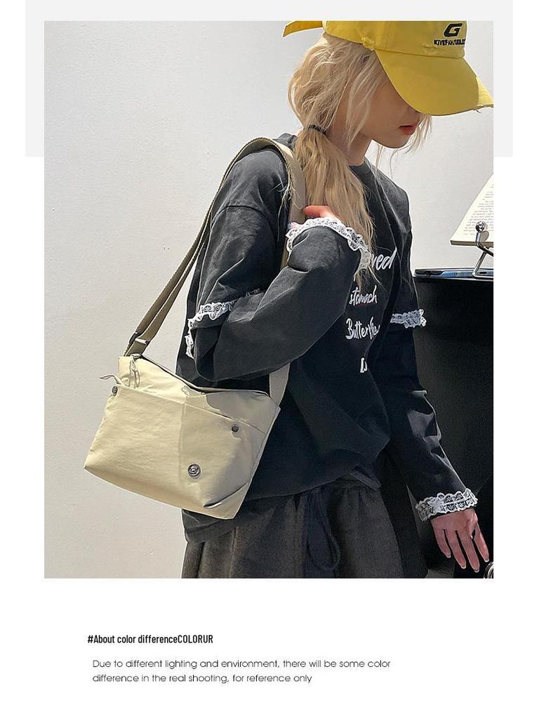 Women's Casual Nylon Crossbody Bag: Large Capacity, Lightweight, Versatile for Travel and Commuting.