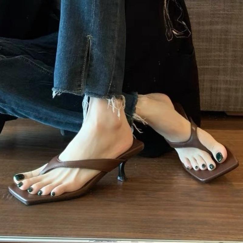 Fashion Fashion Square Clip Toe Women Slippers 2025 Summer Low Heels Beach Sandals Flip Flops Mules Slides Ladies Shoes