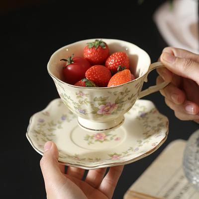 French Floral Ceramic Coffee Mug and Plate Delicate Floral Gold-rimmed Mug Vintage Afternoon Tea Latte Coffee Cup Breakfast Cup