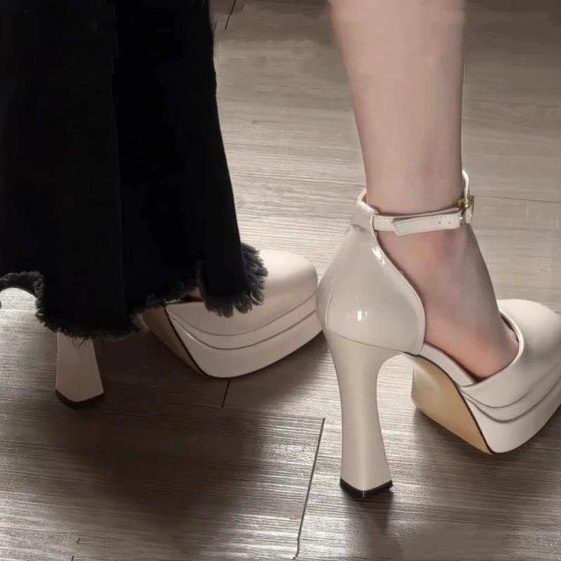 Sandalias de pasarela femeninas Mary Jane impermeables bolso de escritorio cabeza hueca hebilla de una tira con suela gruesa tacón grueso tacones altos beige
