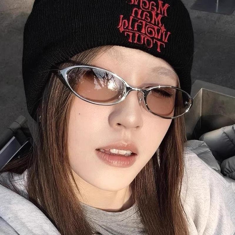 Oval Small Frame Sunglasses Women's Men's Y2K Retro Sunshade UV Sun Glasses Luxury Brand Designer Popular Metal Eyeglasses