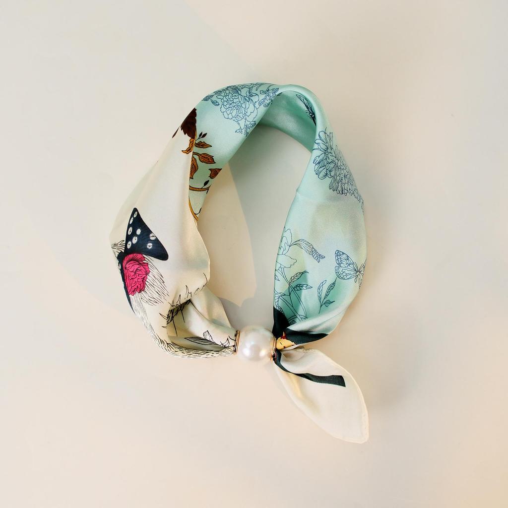 Elegante Sciarpa di Seta Magnetica con Fiori di Cashmere a Pois