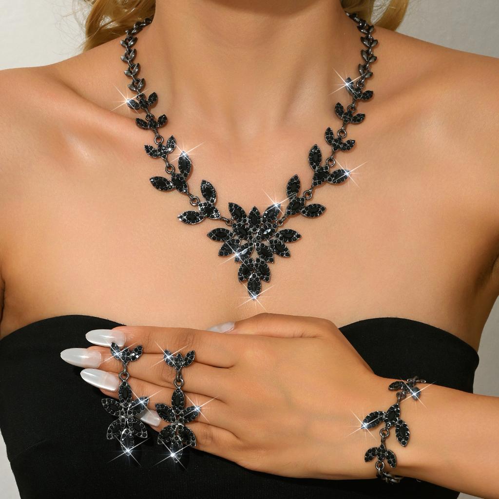 Jewelry Bridal Necklace Set Fashion High-End Crystal Wedding Dress Banquet Dress Jewelry