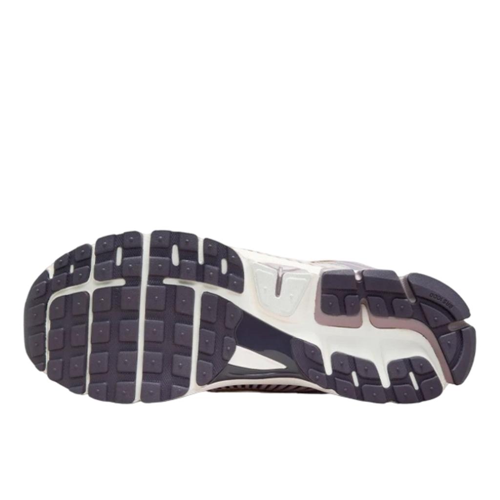 Nike Zoom Vomero 5 Platinum Violet