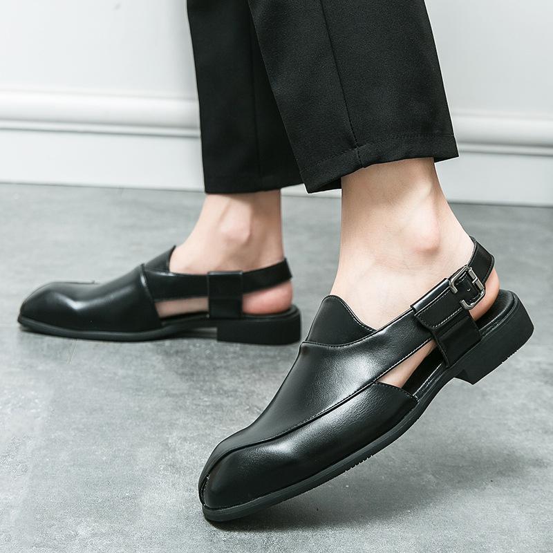 Spring and Autumn Large Size Men's Shoes with Leather Sneakers with Buckles Fashionable British Heelless Leather Sandals