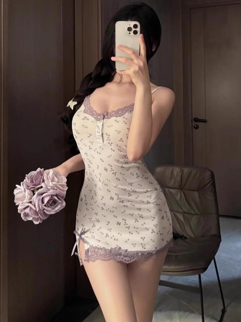 2025 Sexy Damen V-Ausschnitt Camisole Nachthemd mit Spitze und Brustpolstern - Schlankmachender Stil der reinen Begierde.