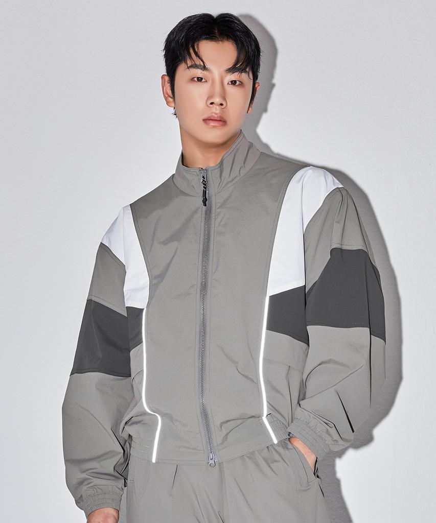 Musinsa Standard Sports Colorblock High Stretch Zip-Up (2 Colors)