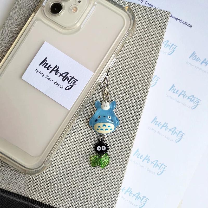 Kawaii Cartoon Phone Charm Cute Resin Keychain Anime Mobile Phone Charm Creative Backpack Decoration Accessories Gifts
