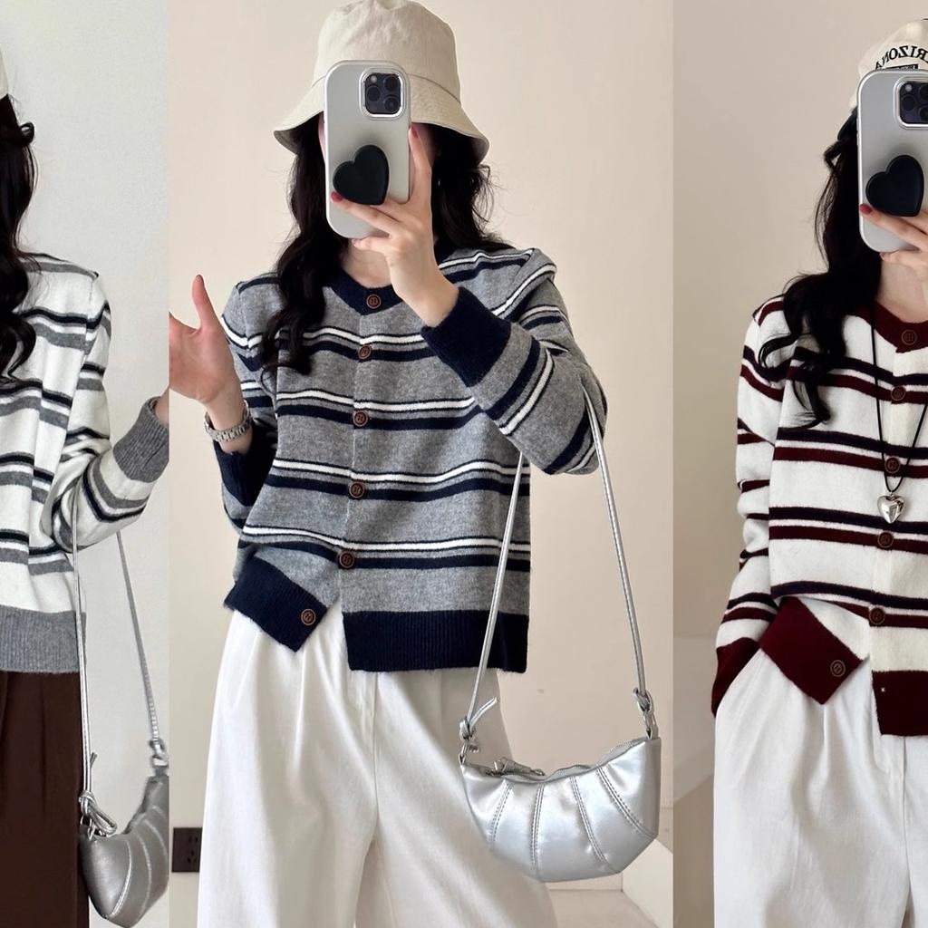 A Retro Striped Color-blocking Sweater Cardigan for Women, A Soft, Loose and Casual Short Top for Petite Women in Autumn and Winter