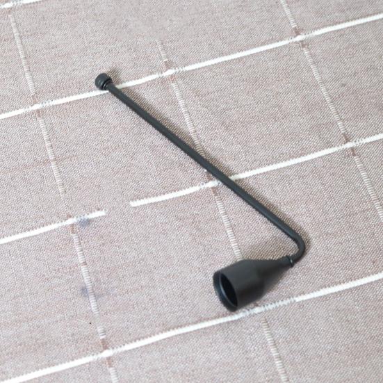 Kerzenlöscher aus Metall mit langem Griff Edelstahl Teelicht Kerzendocht Flammenlöscher Kerzenlöscher Werkzeuge Kerzenzubehör
