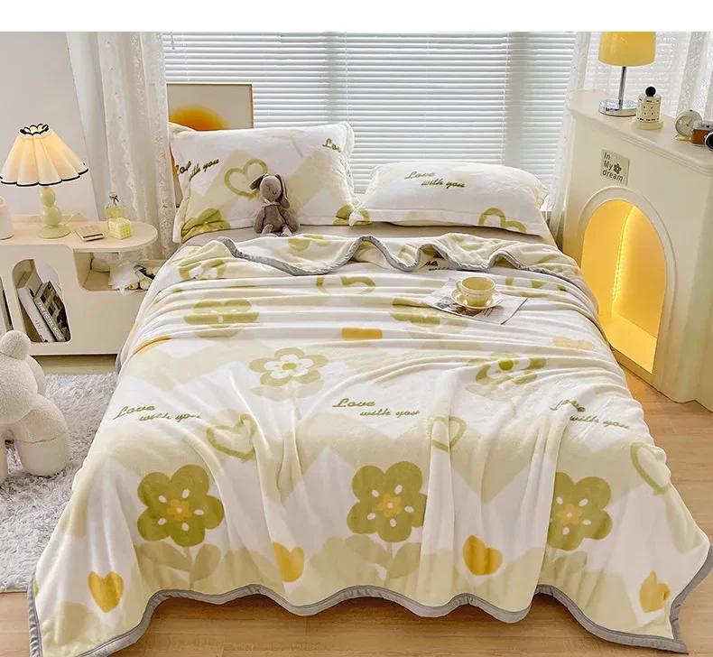 New Milk Fiber Printed Blanket 300G Cloud Mink Velvet Cover Blanket