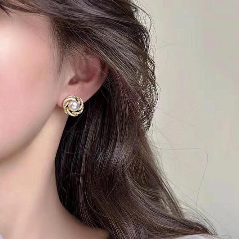 Natural Freshwater Pearl Earrings, French Retro Bird's Nest Classic Style, Exquisite and High-end Jewelry, Women's Jewelry