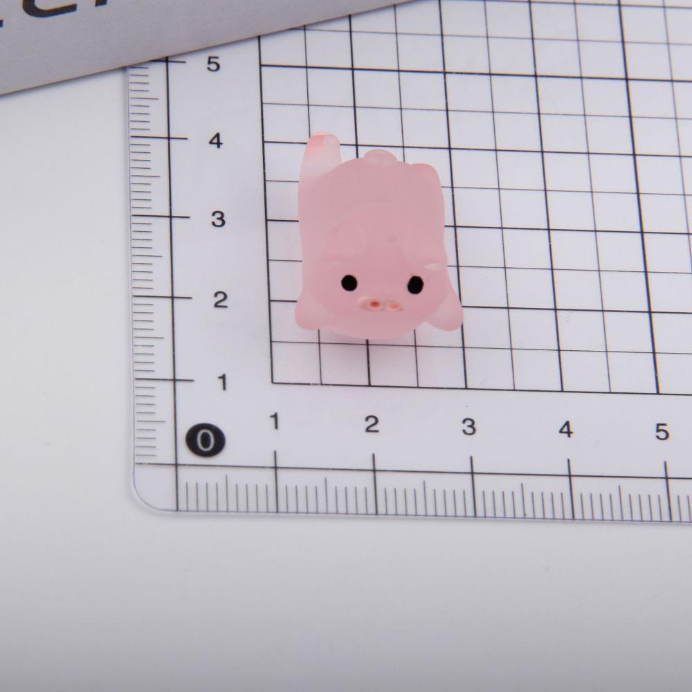 20pcs Luminous Mini Ornament Glowing Microlandscape Decoration Pink Piggy Doll Toy  Doll House Decor