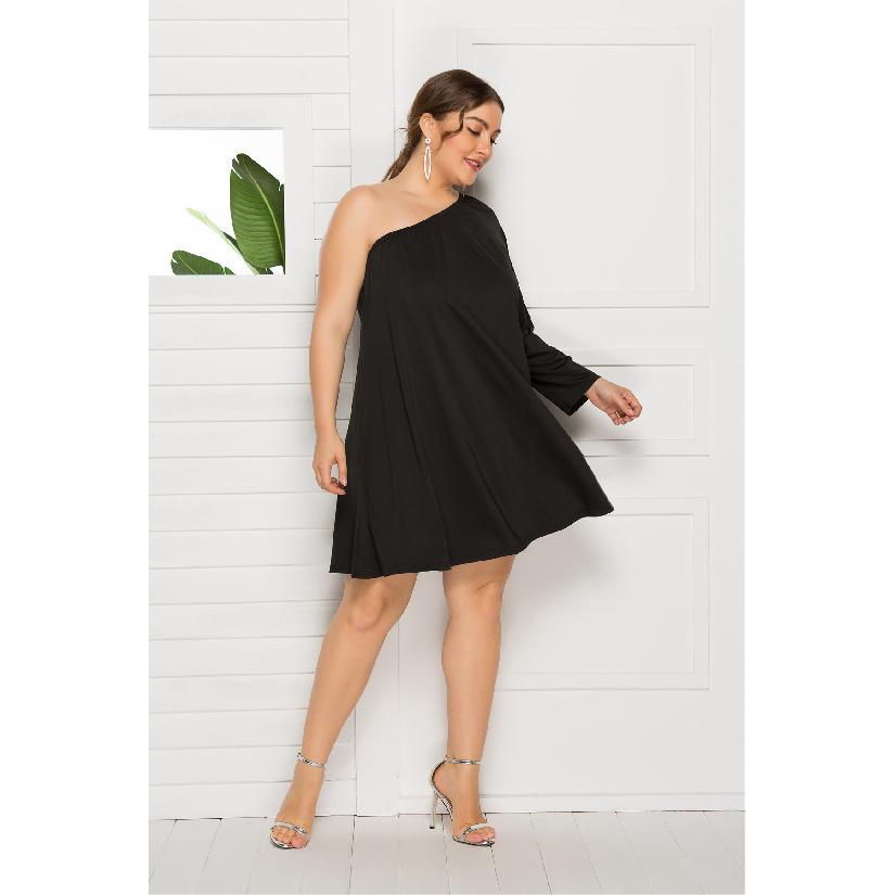 

Платье с открытыми плечами, облегающее, свободного кроя, больших размеров 4XL