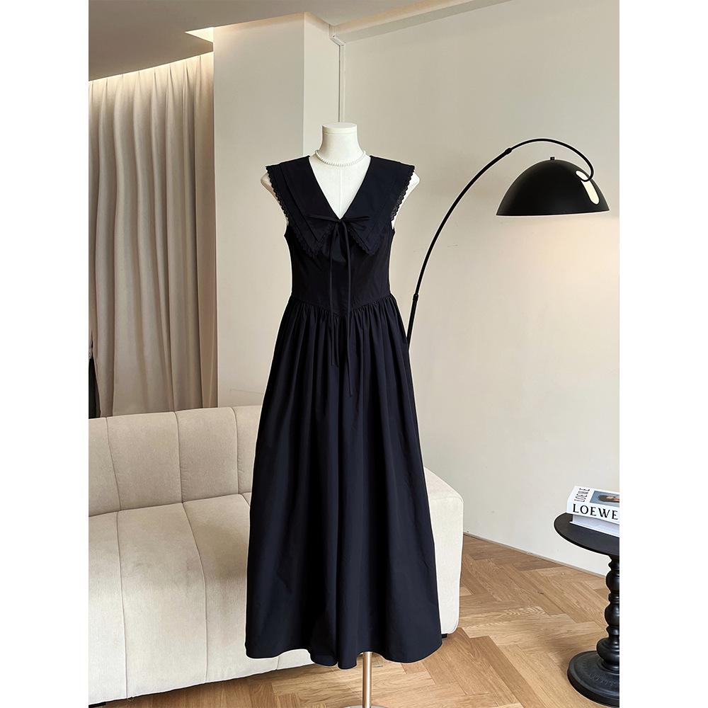 

Hepburn-Style French V-Neck Sleeveless Black Maxi Dress for Women - Summer Tea Break Edition L (50-55 kg)