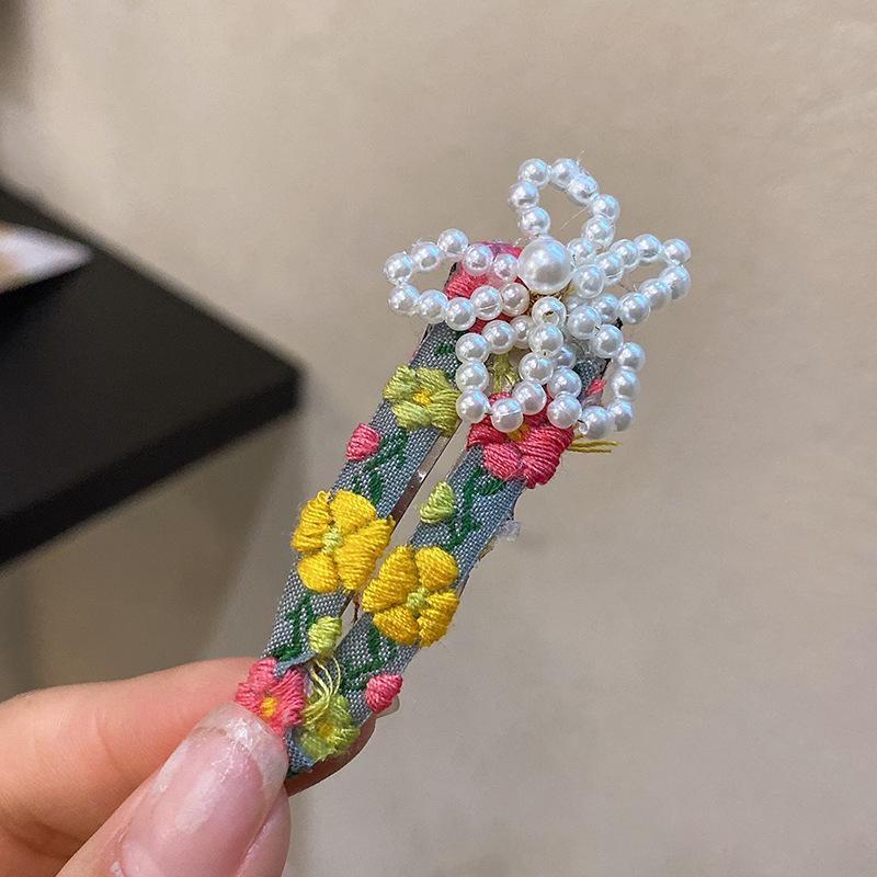 

1pc Spring Floral Beaded Embroidered Flower Hair Clip, Sweet and Colorful Children s Hair Clip, Women s Bangs Clip, Side Clip Hair Accessory
