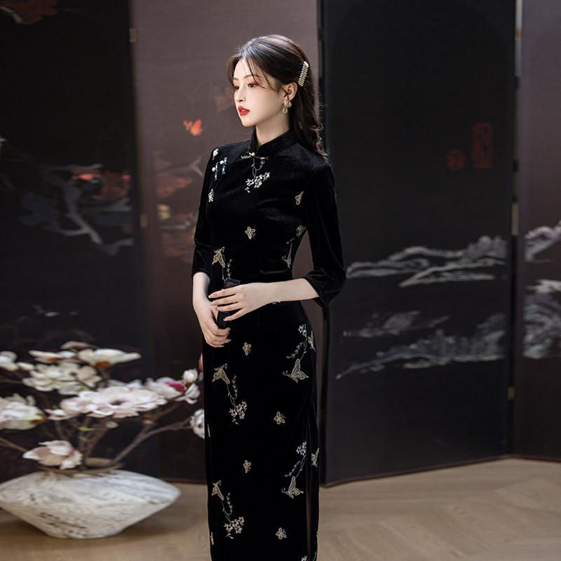 Black velvet new Chinese Suzhou long-sleeved autumn cheongsam improved young 1011 new women's high-end spring and autumn
