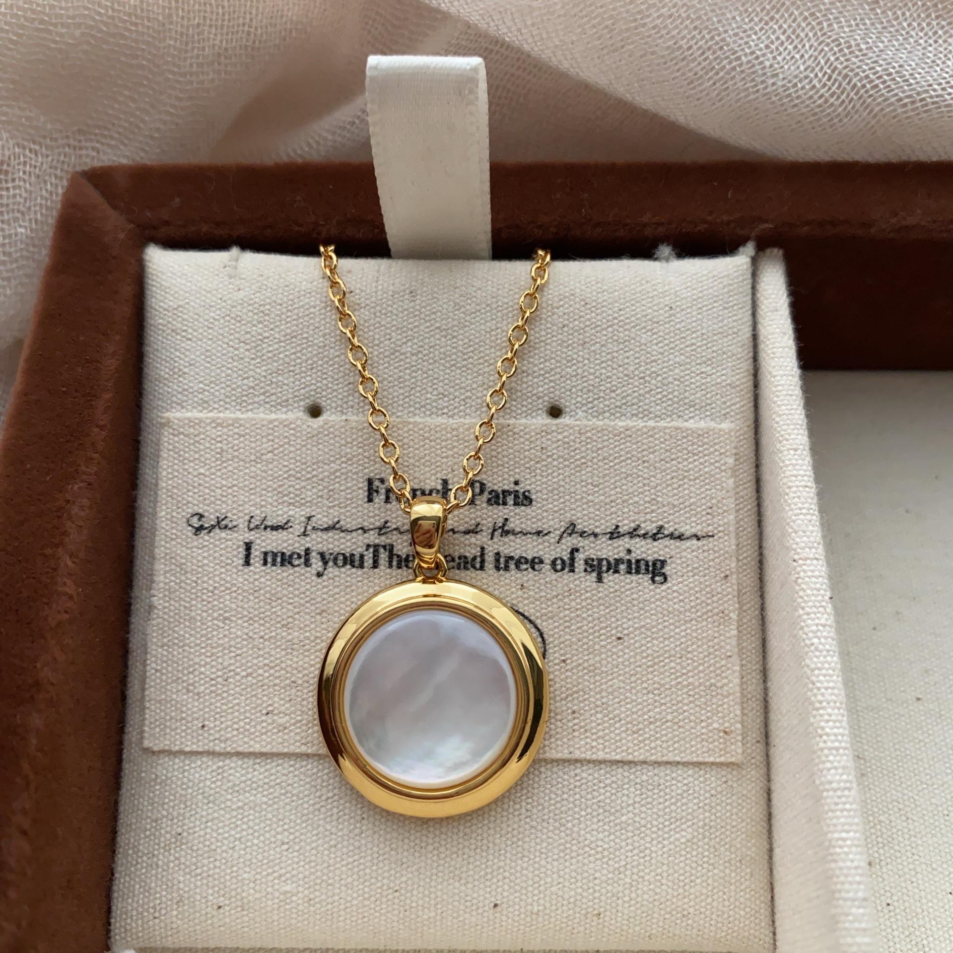 

Round White Fritillary Earrings Earrings Necklace Light Luxury Advanced Light Luxury Exquisite Elegance Classic Simple Versatile Clavicle Chain