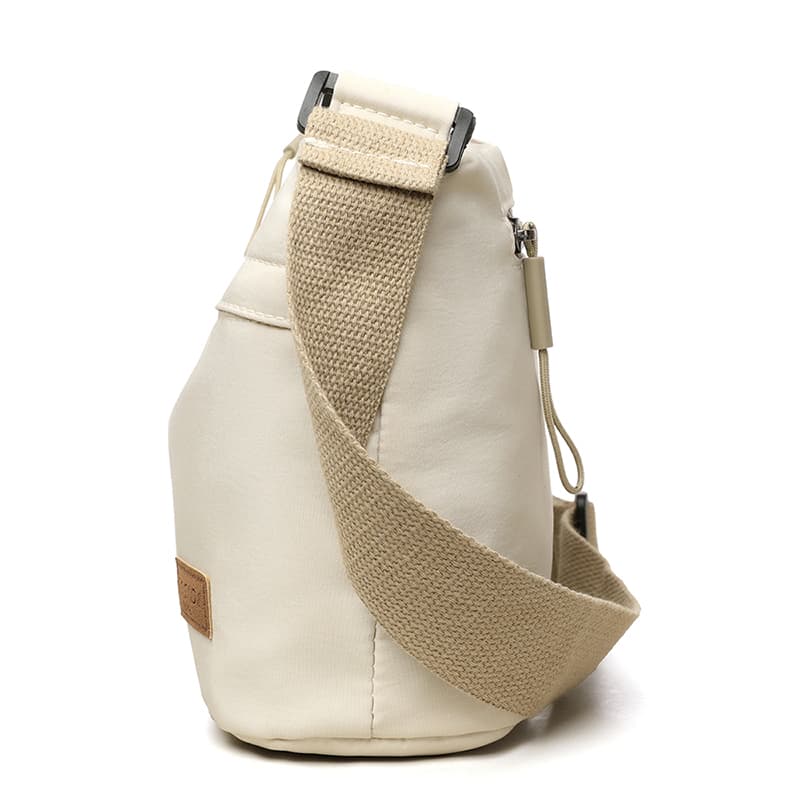 Lightweight multi-layer waterproof shoulder crossbody small square bag